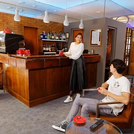 Le Lons Hotel 3*