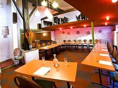 Otel Le Lons