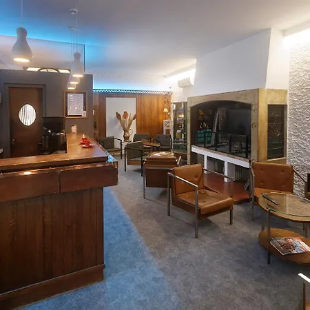 Ξενοδοχείο Le Lons 3*