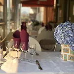 Hotel Le Lons Foix
