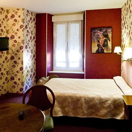 Отель Le Lons 3*