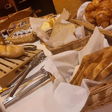 Le Lons 3* Foix